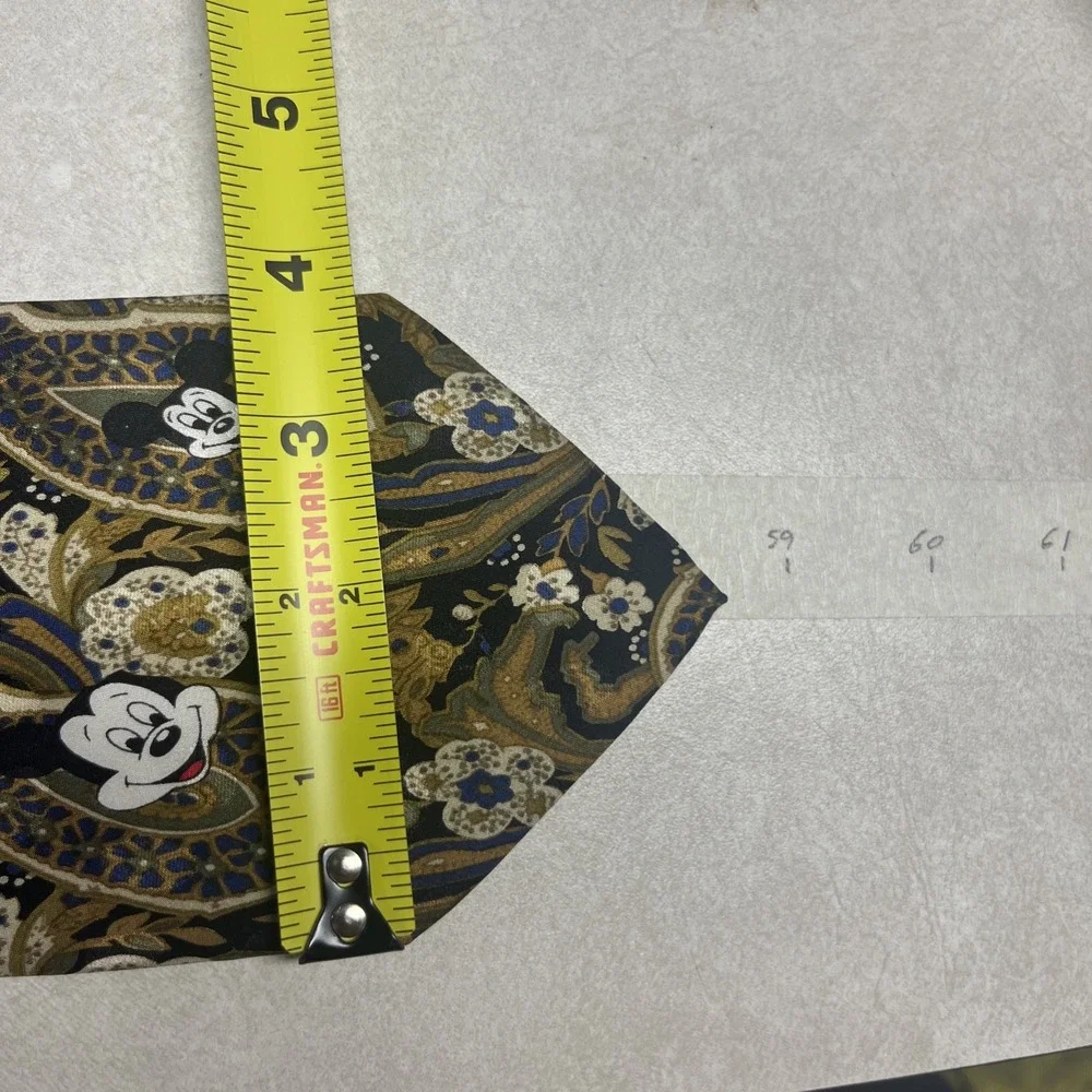 VTG-Disney Mickey Inc- Men's 100% Silk Tie Mickey‎ Floating Head